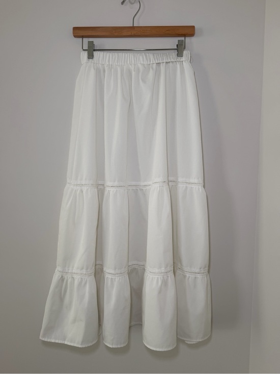 Dresses & Skirts - White Trim Tiered Maxi Skirt Size M/L